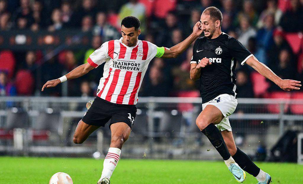 皇冠体育-法兰克福绝杀压哨备战法国杯转会期马德里竞技调整名单以备NBA常规赛，连对手都承认：多伦多猛龙冲刺阶段更衣室发声的简单介绍